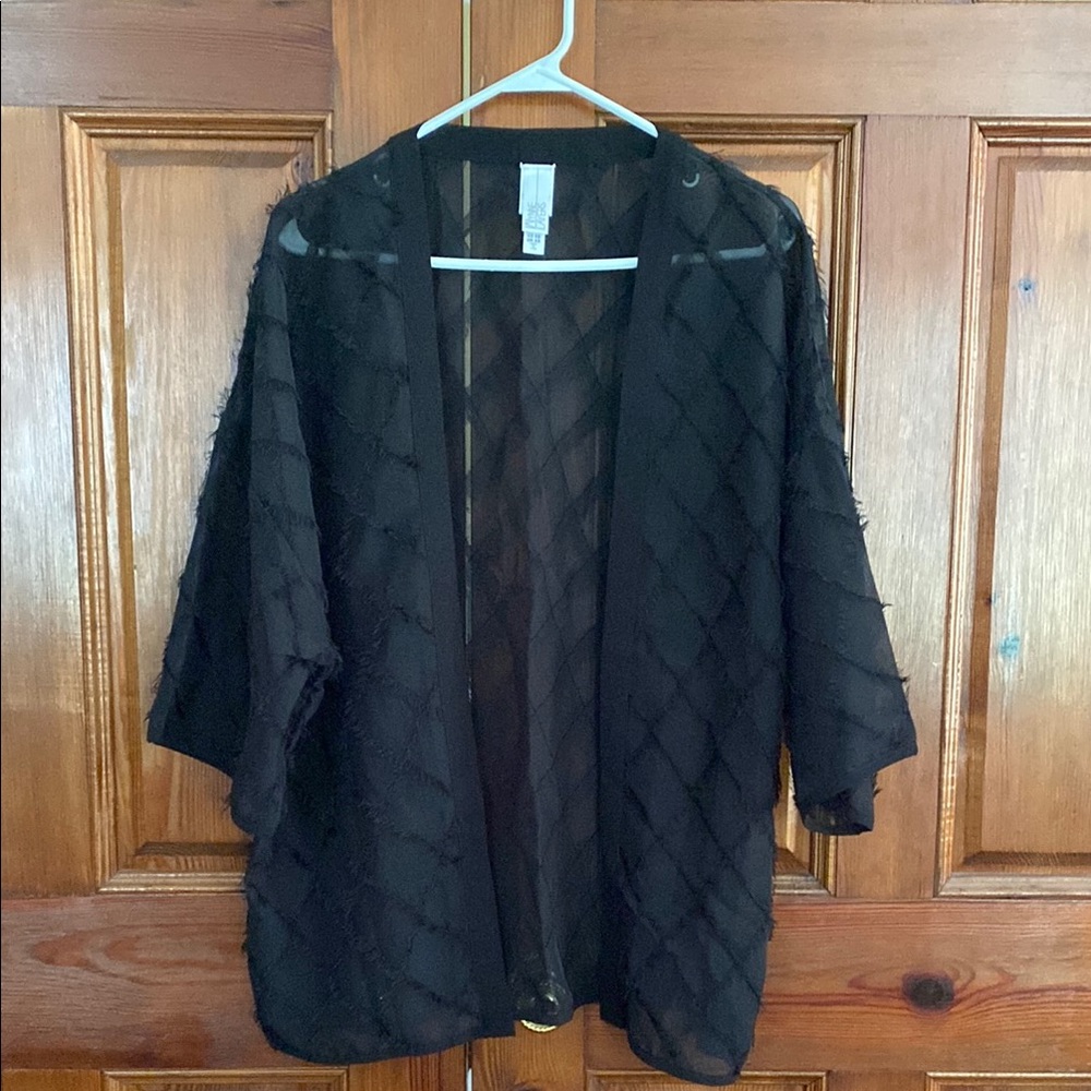 MarlaWynne Black Chiffon Textured Kimono